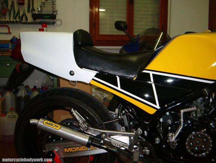 RZ3507 - 84/85 RZ350 SOLO SEAT COWL
