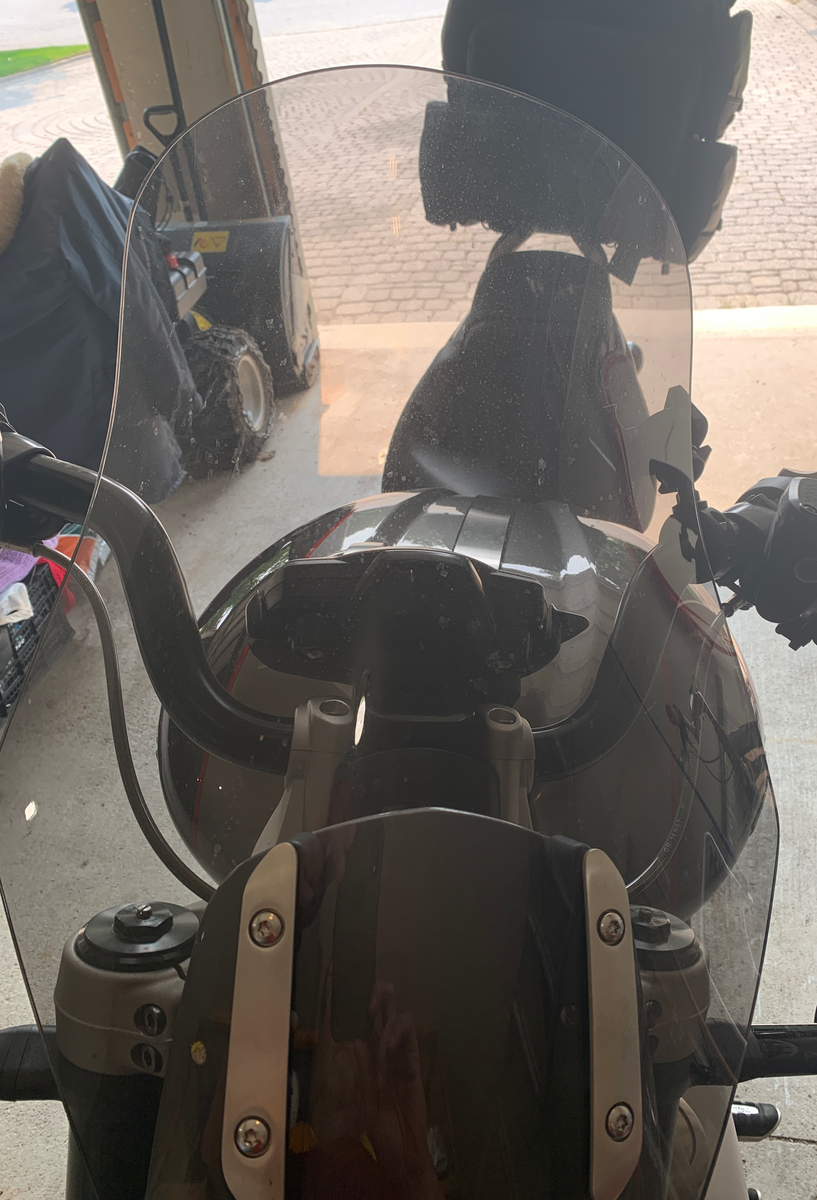 Windshield Motorcycle For Triumph For Rocket 3R 2020 2021 2022 2023 Windshield Windshield Wind Deflector Shield Screen With Bracket Motorcycle Accessories Deflector Windshield (Color : 3