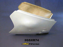 Load image into Gallery viewer, 2GSXR74 - 88/92 GSXR750/1100 1 PIECE LOWER