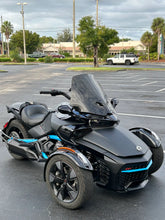 Load image into Gallery viewer, Can Am Spyder Daytona, F3 and F3S - 2012 - 2025 (Blue Ridge Windshield and Mounting Hardware)