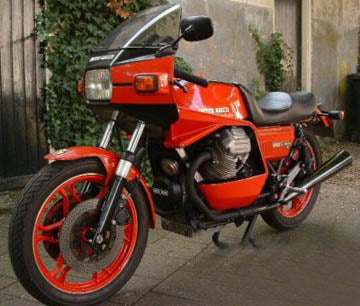 MOTO2 - MOTO-GUZZI LEMANS 2 FAIRING