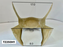 Load image into Gallery viewer, TZ250H1 - 80/83 TZ250HJK UPPER/LOWER FAIRING