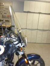 Load image into Gallery viewer, Royal Enfield Super Meteor 650