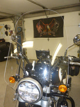 Load image into Gallery viewer, Royal Enfield Super Meteor 650