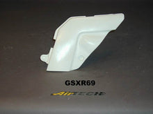 Load image into Gallery viewer, GSXR69 - 92/95 GSXR600/750 RH CARB COVER
