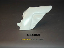 Load image into Gallery viewer, GSXR69 - 92/95 GSXR600/750 RH CARB COVER
