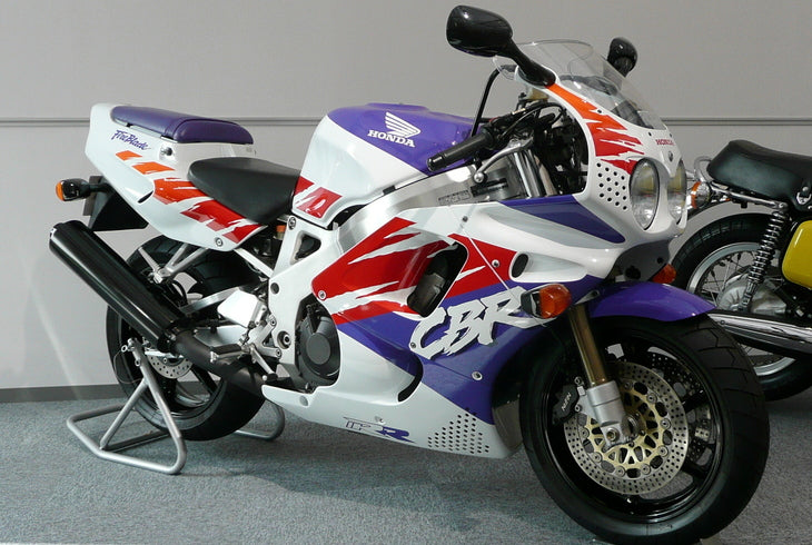 Honda CBR 900 1996 - 1997