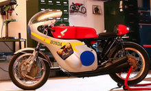Load image into Gallery viewer, Honda RC 166 250