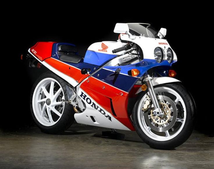 Honda RC 30 1989 - 1990