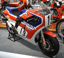 Load image into Gallery viewer, Honda RS 1000 RW