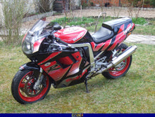 Load image into Gallery viewer, Suzuki GSXR 750/1100 85-87 Headlight Cover