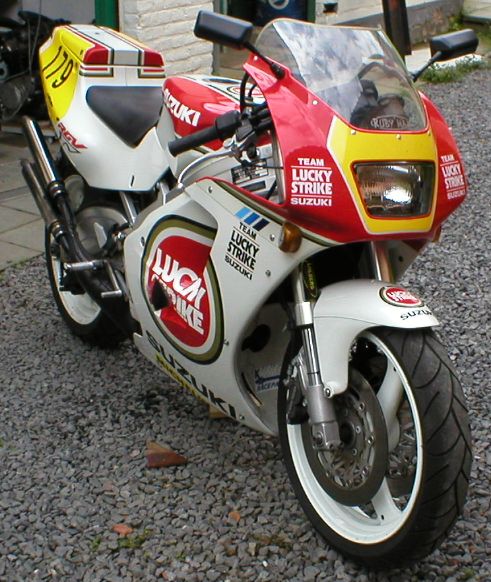 Suzuki RGV 250 VJ22 1991 - 1998