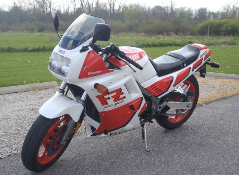Yamaha FZ 700 1987 - 1992