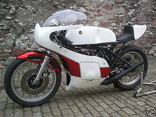 Load image into Gallery viewer, Yamaha TZ 350 1976