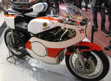 Load image into Gallery viewer, Yamaha TZ 750